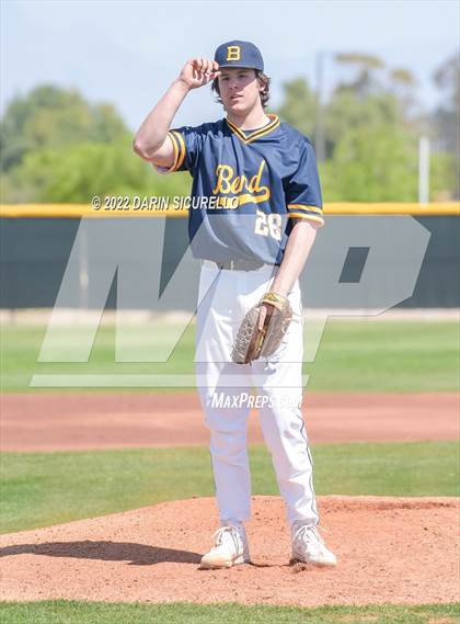 Thumbnail 2 in Santa Barbara vs. Bend (Coach Bob Invitational) photogallery.