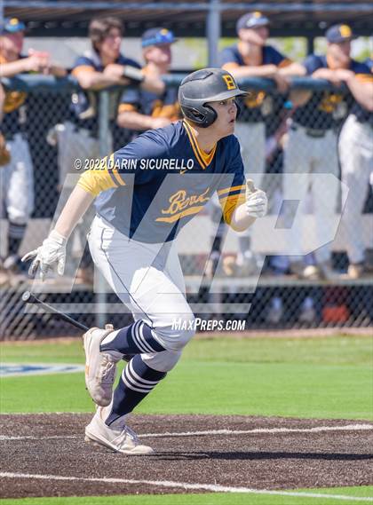 Thumbnail 2 in Santa Barbara vs. Bend (Coach Bob Invitational) photogallery.
