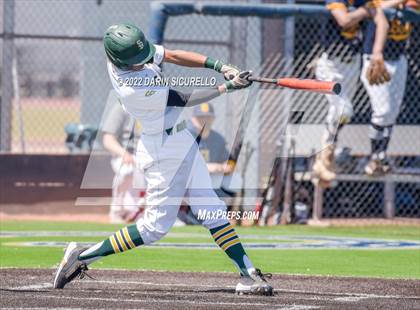 Thumbnail 2 in Santa Barbara vs. Bend (Coach Bob Invitational) photogallery.