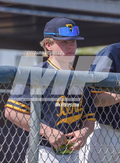 Thumbnail 2 in Santa Barbara vs. Bend (Coach Bob Invitational) photogallery.