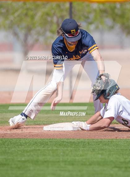 Thumbnail 2 in Santa Barbara vs. Bend (Coach Bob Invitational) photogallery.
