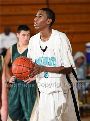 Thumbnail 1 in Renaissance Academy vs. Santa Barbara (Johnnie Cochran Classic) photogallery.
