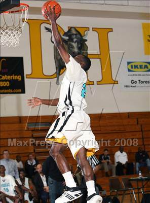 Thumbnail 1 in Renaissance Academy vs. Santa Barbara (Johnnie Cochran Classic) photogallery.