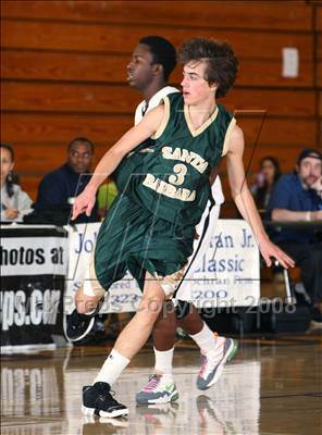 Thumbnail 3 in Renaissance Academy vs. Santa Barbara (Johnnie Cochran Classic) photogallery.