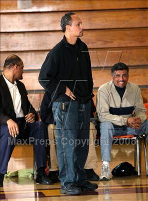 Thumbnail 2 in Renaissance Academy vs. Santa Barbara (Johnnie Cochran Classic) photogallery.