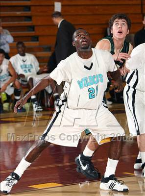 Thumbnail 2 in Renaissance Academy vs. Santa Barbara (Johnnie Cochran Classic) photogallery.