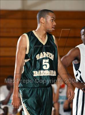 Thumbnail 2 in Renaissance Academy vs. Santa Barbara (Johnnie Cochran Classic) photogallery.