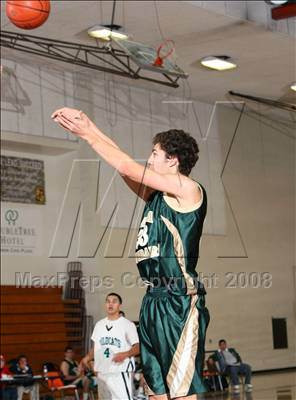 Thumbnail 3 in Renaissance Academy vs. Santa Barbara (Johnnie Cochran Classic) photogallery.