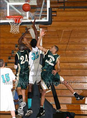 Thumbnail 3 in Renaissance Academy vs. Santa Barbara (Johnnie Cochran Classic) photogallery.
