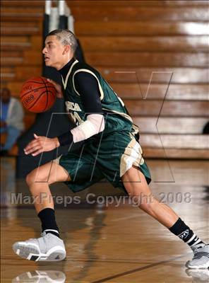 Thumbnail 1 in Renaissance Academy vs. Santa Barbara (Johnnie Cochran Classic) photogallery.
