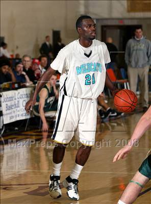 Thumbnail 3 in Renaissance Academy vs. Santa Barbara (Johnnie Cochran Classic) photogallery.