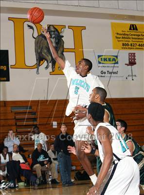 Thumbnail 1 in Renaissance Academy vs. Santa Barbara (Johnnie Cochran Classic) photogallery.