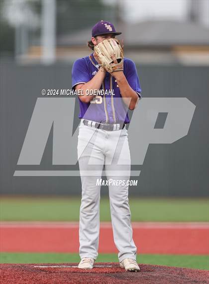 Thumbnail 2 in Iowa @ Lutcher (LHSAA Division II Non-Select Semifinal) photogallery.