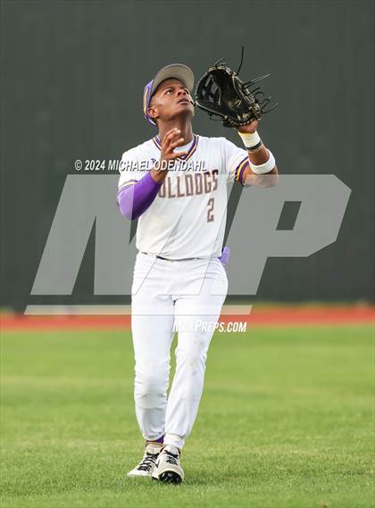 Thumbnail 1 in Iowa @ Lutcher (LHSAA Division II Non-Select Semifinal) photogallery.