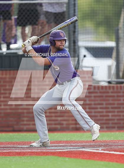 Thumbnail 3 in Iowa @ Lutcher (LHSAA Division II Non-Select Semifinal) photogallery.