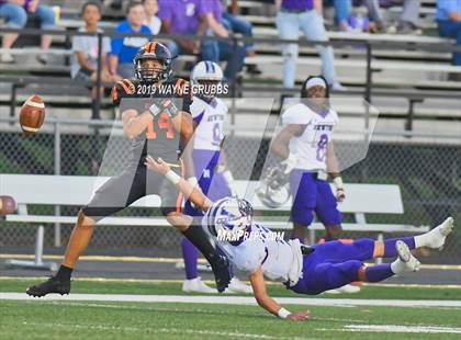 Thumbnail 3 in Newton @ Gilmer photogallery.