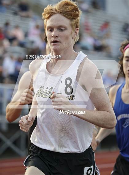 Thumbnail 1 in (IHSAA Track & Field Sectionals) photogallery.