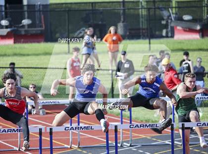 Thumbnail 2 in (IHSAA Track & Field Sectionals) photogallery.