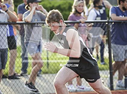 Thumbnail 2 in (IHSAA Track & Field Sectionals) photogallery.