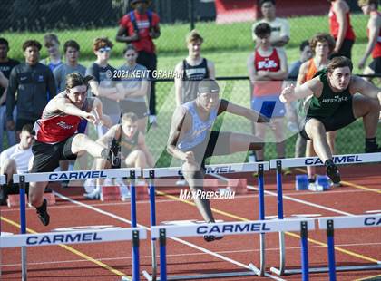 Thumbnail 3 in (IHSAA Track & Field Sectionals) photogallery.