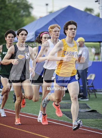 Thumbnail 2 in (IHSAA Track & Field Sectionals) photogallery.