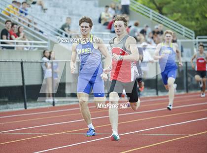 Thumbnail 1 in (IHSAA Track & Field Sectionals) photogallery.