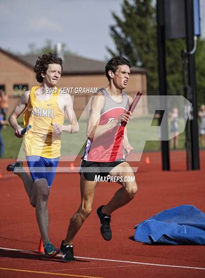 Thumbnail 3 in (IHSAA Track & Field Sectionals) photogallery.
