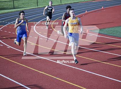 Thumbnail 1 in (IHSAA Track & Field Sectionals) photogallery.