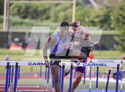 Thumbnail 2 in (IHSAA Track & Field Sectionals) photogallery.