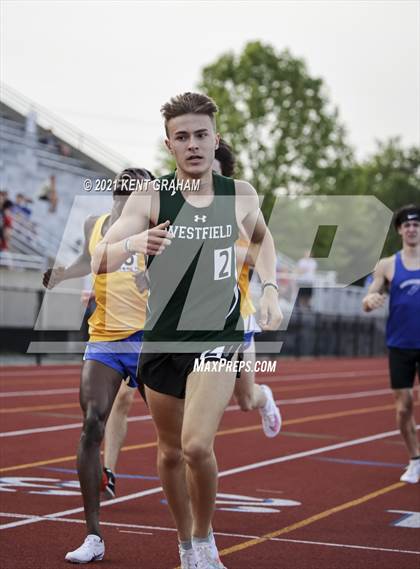 Thumbnail 1 in (IHSAA Track & Field Sectionals) photogallery.