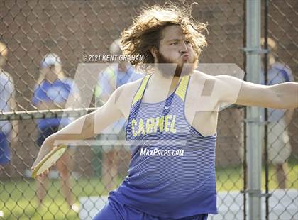 Thumbnail 3 in (IHSAA Track & Field Sectionals) photogallery.