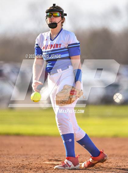 Thumbnail 3 in Penfield vs. Fairport photogallery.