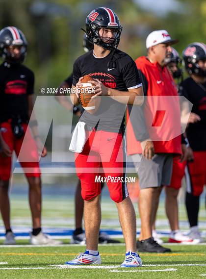 Thumbnail 2 in Carrollwood Day @ Berkeley Prep photogallery.