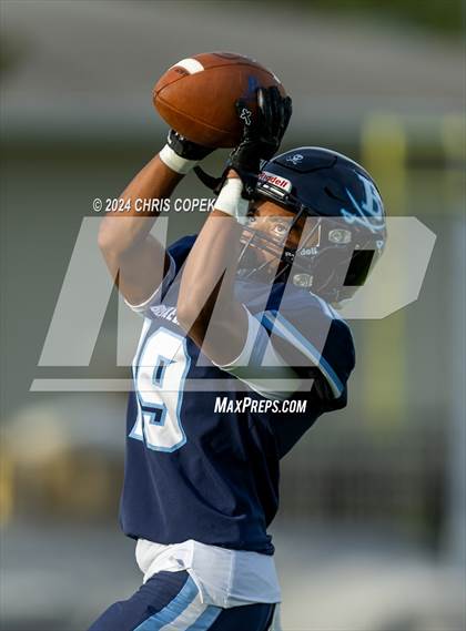 Thumbnail 2 in Carrollwood Day @ Berkeley Prep photogallery.
