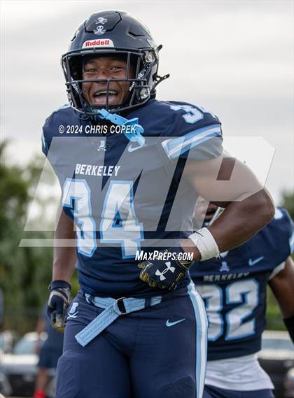 Thumbnail 3 in Carrollwood Day @ Berkeley Prep photogallery.