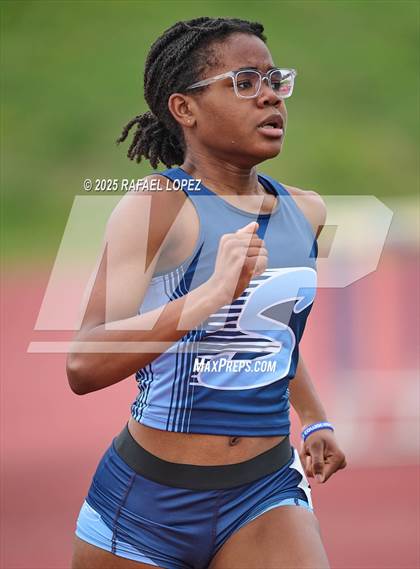 Thumbnail 3 in Dave Bethany Relays (400M) photogallery.
