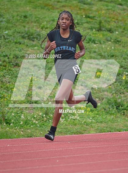Thumbnail 3 in Dave Bethany Relays (400M) photogallery.