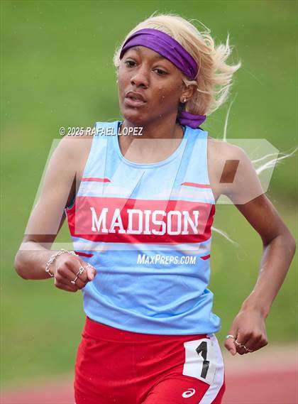 Thumbnail 2 in Dave Bethany Relays (400M) photogallery.