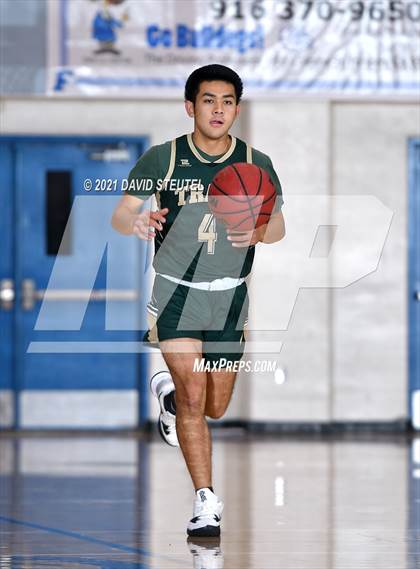 Thumbnail 3 in Monterey Trail vs. Ponderosa (Stan Harms Classic) photogallery.