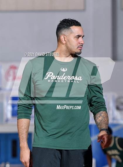 Thumbnail 1 in Monterey Trail vs. Ponderosa (Stan Harms Classic) photogallery.