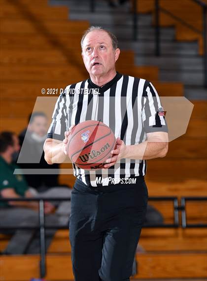 Thumbnail 2 in Monterey Trail vs. Ponderosa (Stan Harms Classic) photogallery.