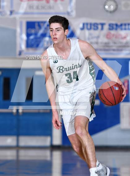 Thumbnail 2 in Monterey Trail vs. Ponderosa (Stan Harms Classic) photogallery.