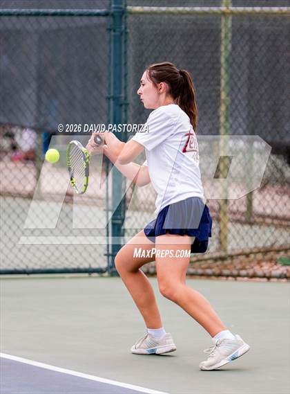 Thumbnail 2 in AIA D3 Singles Finals photogallery.