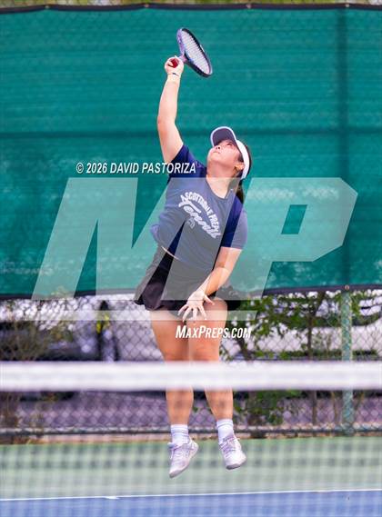 Thumbnail 1 in AIA D3 Singles Finals photogallery.