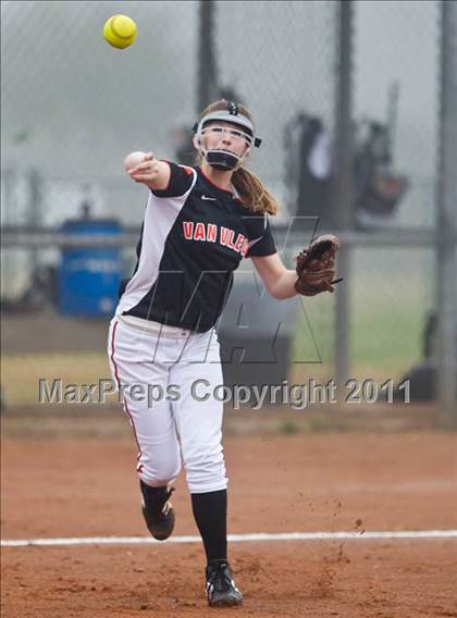 Thumbnail 1 in Angleton vs Van Vleck (First Capitol Classic) photogallery.