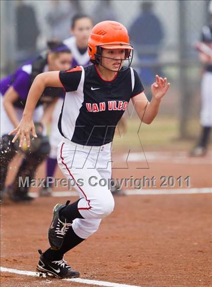 Thumbnail 1 in Angleton vs Van Vleck (First Capitol Classic) photogallery.