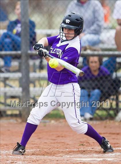Thumbnail 3 in Angleton vs Van Vleck (First Capitol Classic) photogallery.
