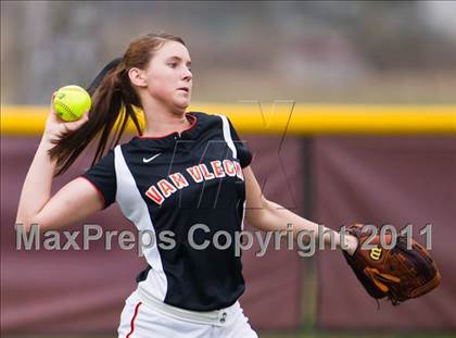 Thumbnail 1 in Angleton vs Van Vleck (First Capitol Classic) photogallery.
