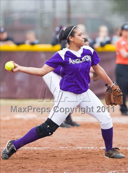Thumbnail 3 in Angleton vs Van Vleck (First Capitol Classic) photogallery.