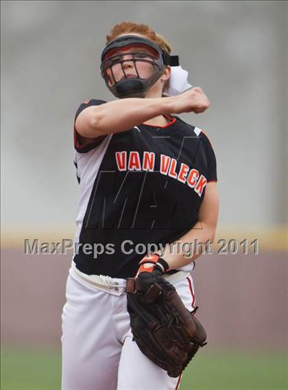 Thumbnail 1 in Angleton vs Van Vleck (First Capitol Classic) photogallery.